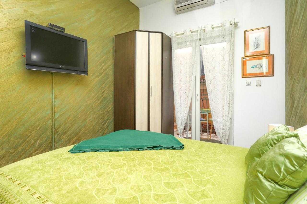 Apartments Boka Heart Котор Екстериор снимка
