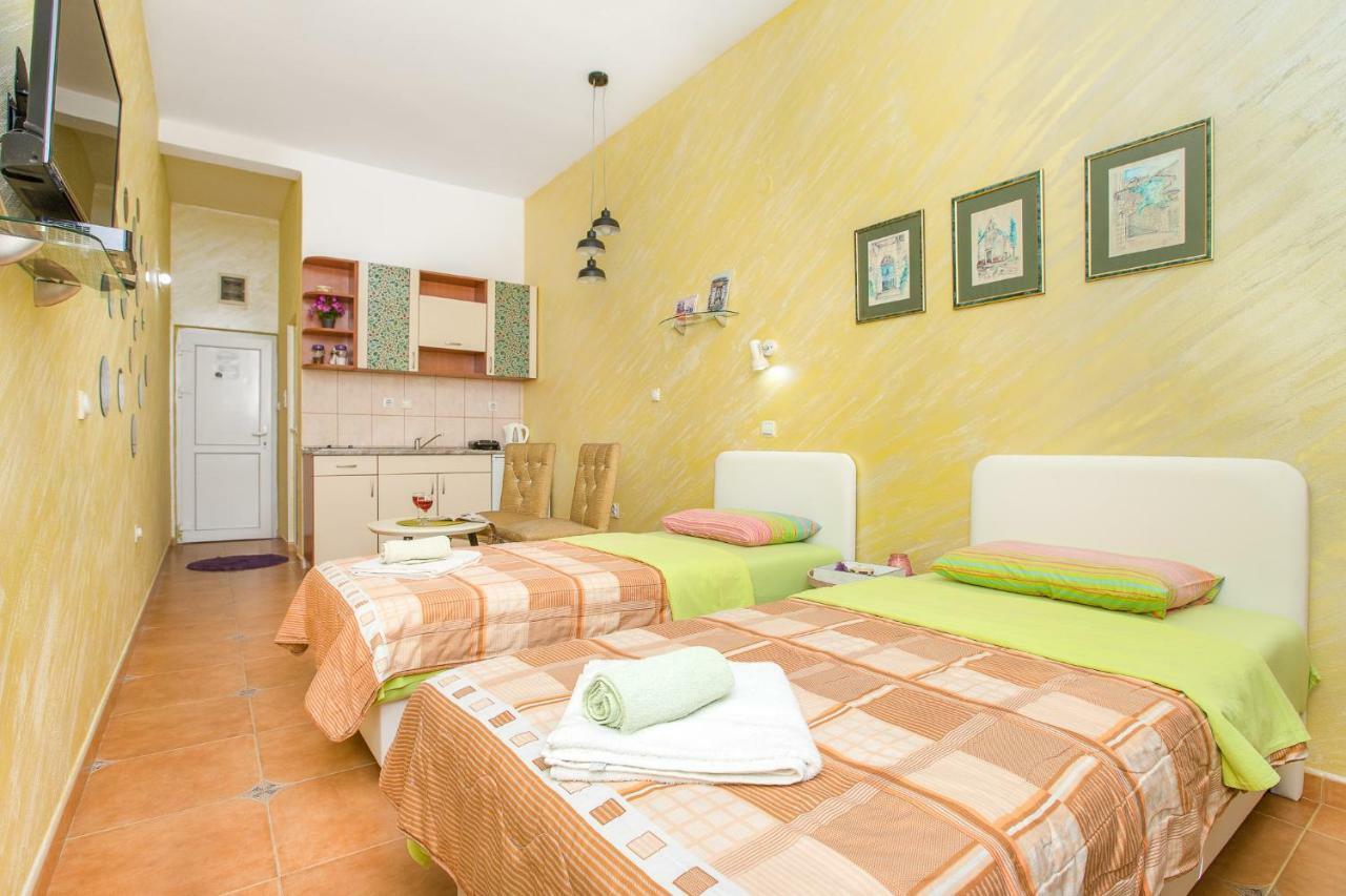 Apartments Boka Heart Котор Екстериор снимка