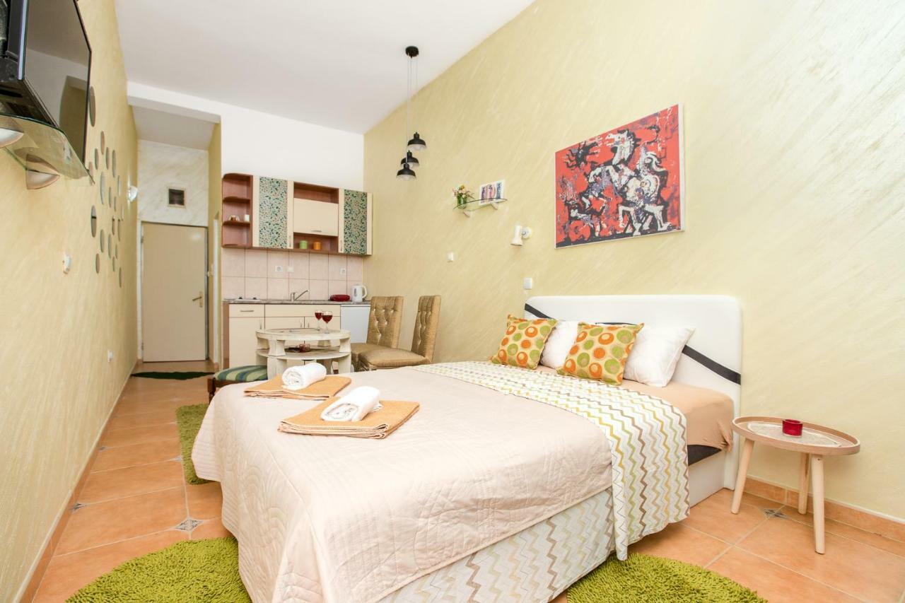 Apartments Boka Heart Котор Екстериор снимка